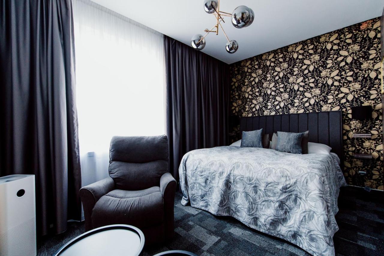 Hotel Color Bratislava Esterno foto