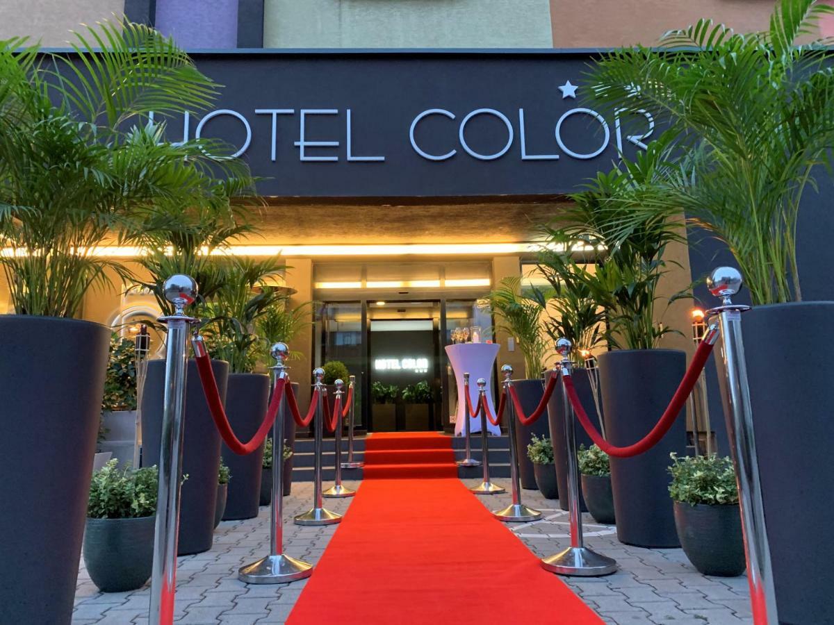 Hotel Color Bratislava Esterno foto